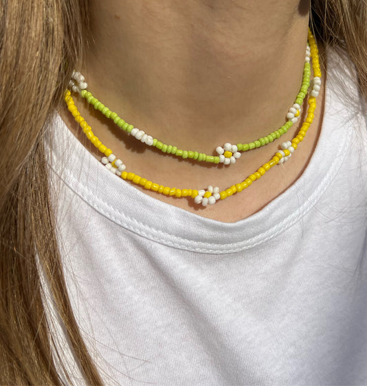 Green Daisy Necklace