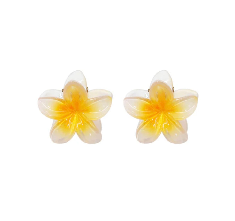 Baby Plumeria Clip in 6 Colors